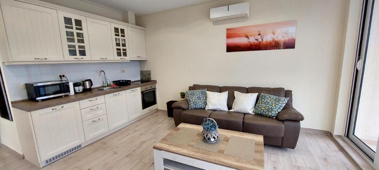Prčanj Bay Of Kotor View Apartment With Pool מראה חיצוני תמונה